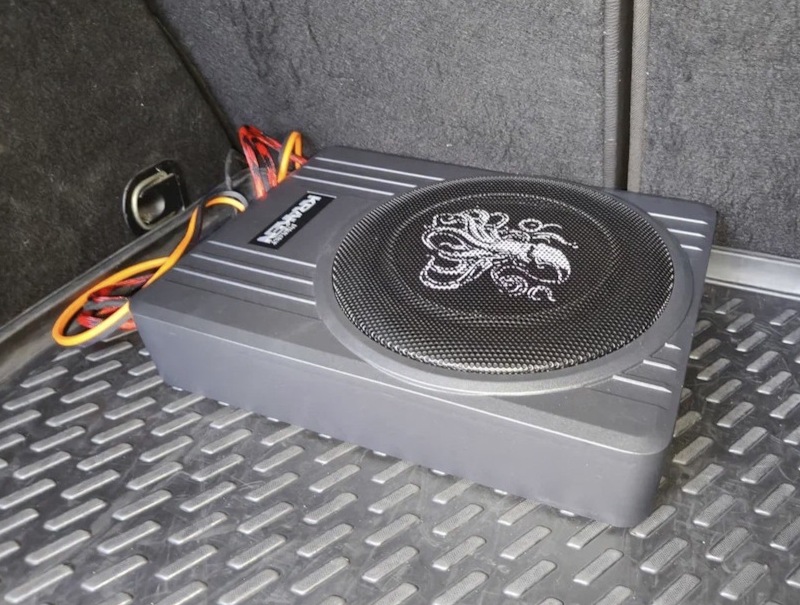 Изображение Обзор с DRIVE2: Установил активный сабвуфер